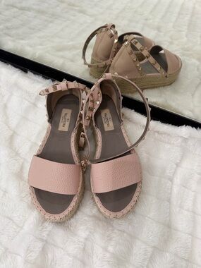 ✨ Valentino Garavani Rockstud Espadrille Sandals | Size 36 (US 6) | Blush Pink